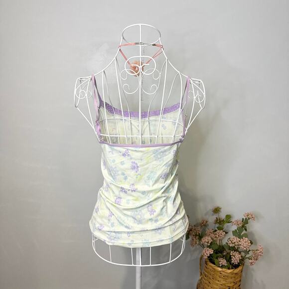 The cutest vintage y2k stretchy green & purple lace floral cami top - Picture 3 of 6